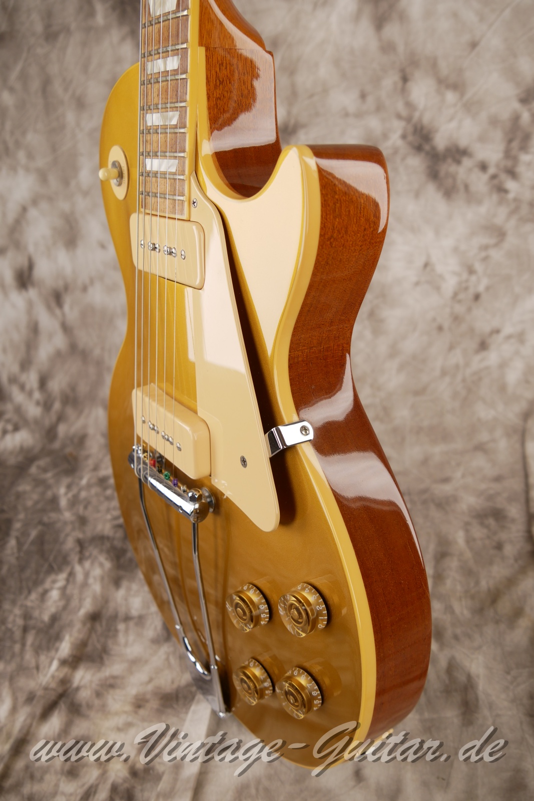 img/vintage/6273/Gibson_Les Paul_Tribute_1952_Goldtop_2009-010.JPG